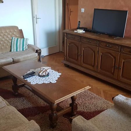 Baston Rent Daire Podgoriçe Dış mekan fotoğraf