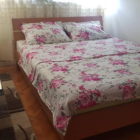 Baston Rent Daire Podgoriçe Dış mekan fotoğraf