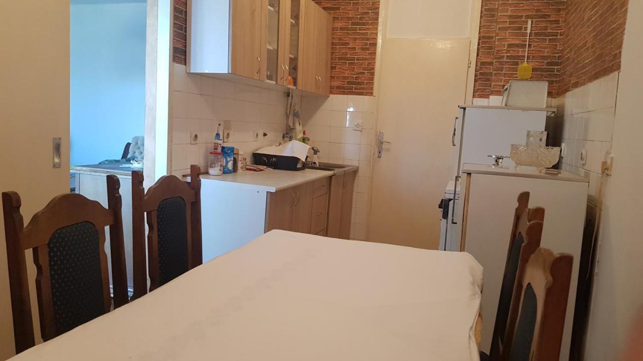Baston Rent Daire Podgoriçe Dış mekan fotoğraf